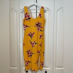 Guess. Body con dress. Size LG.